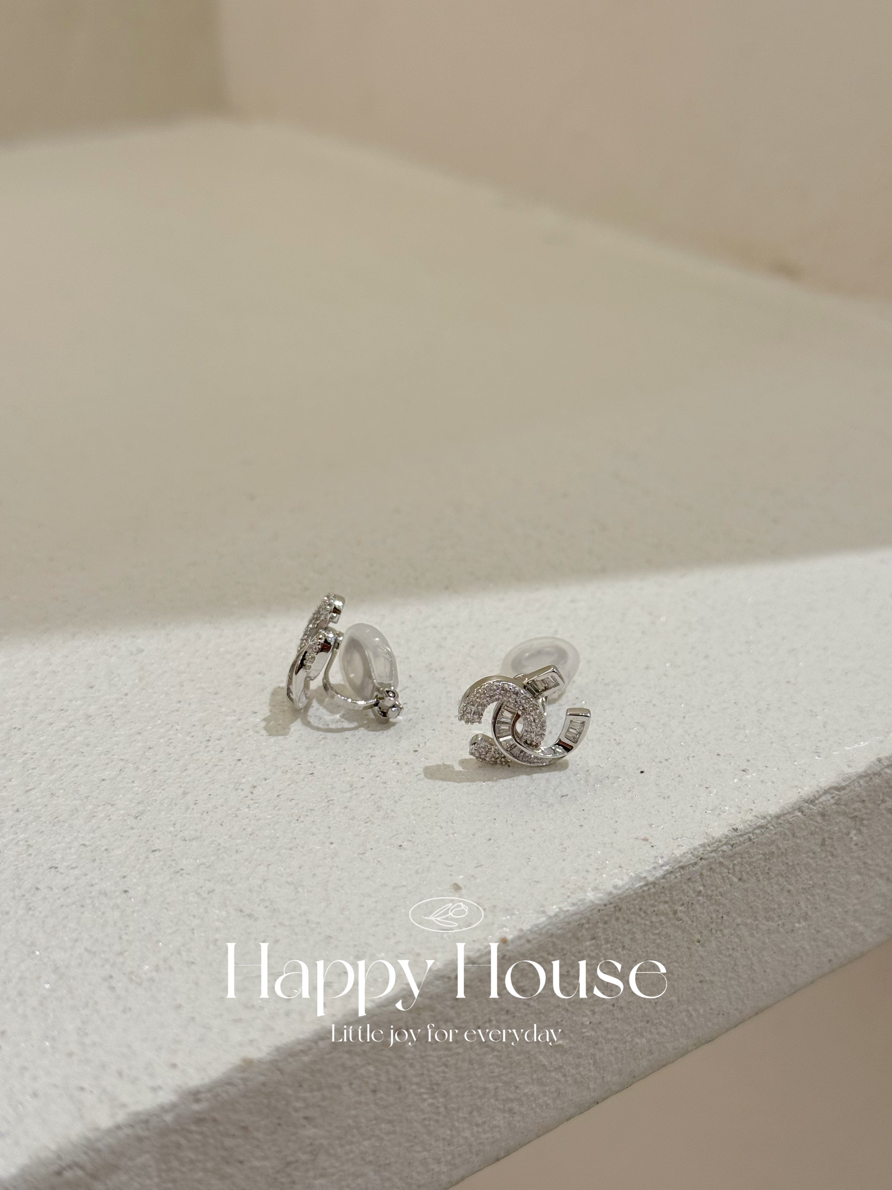 夾耳環 Clip Earrings