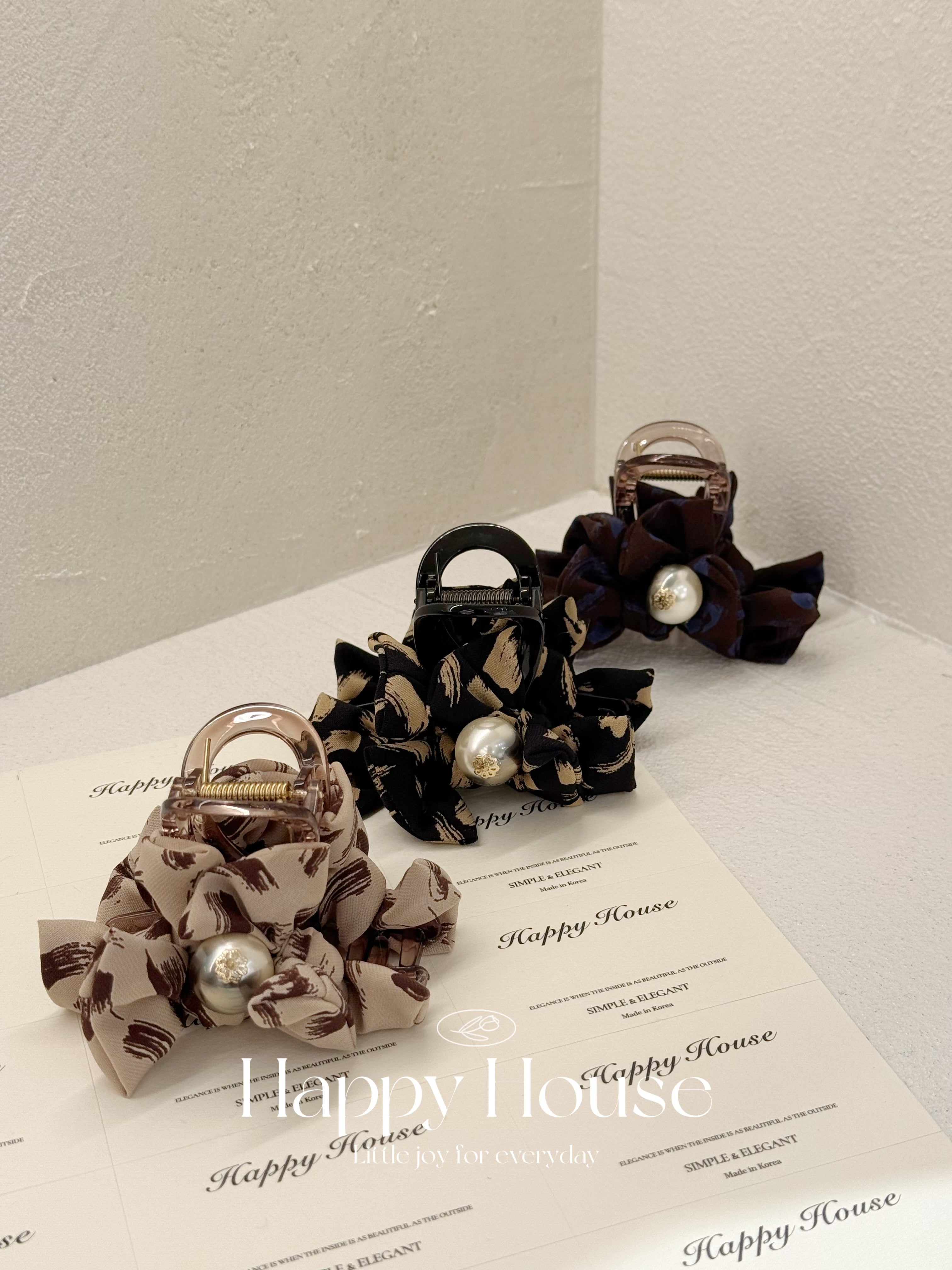 三色花紋布蝴蝶結珍珠抓夾