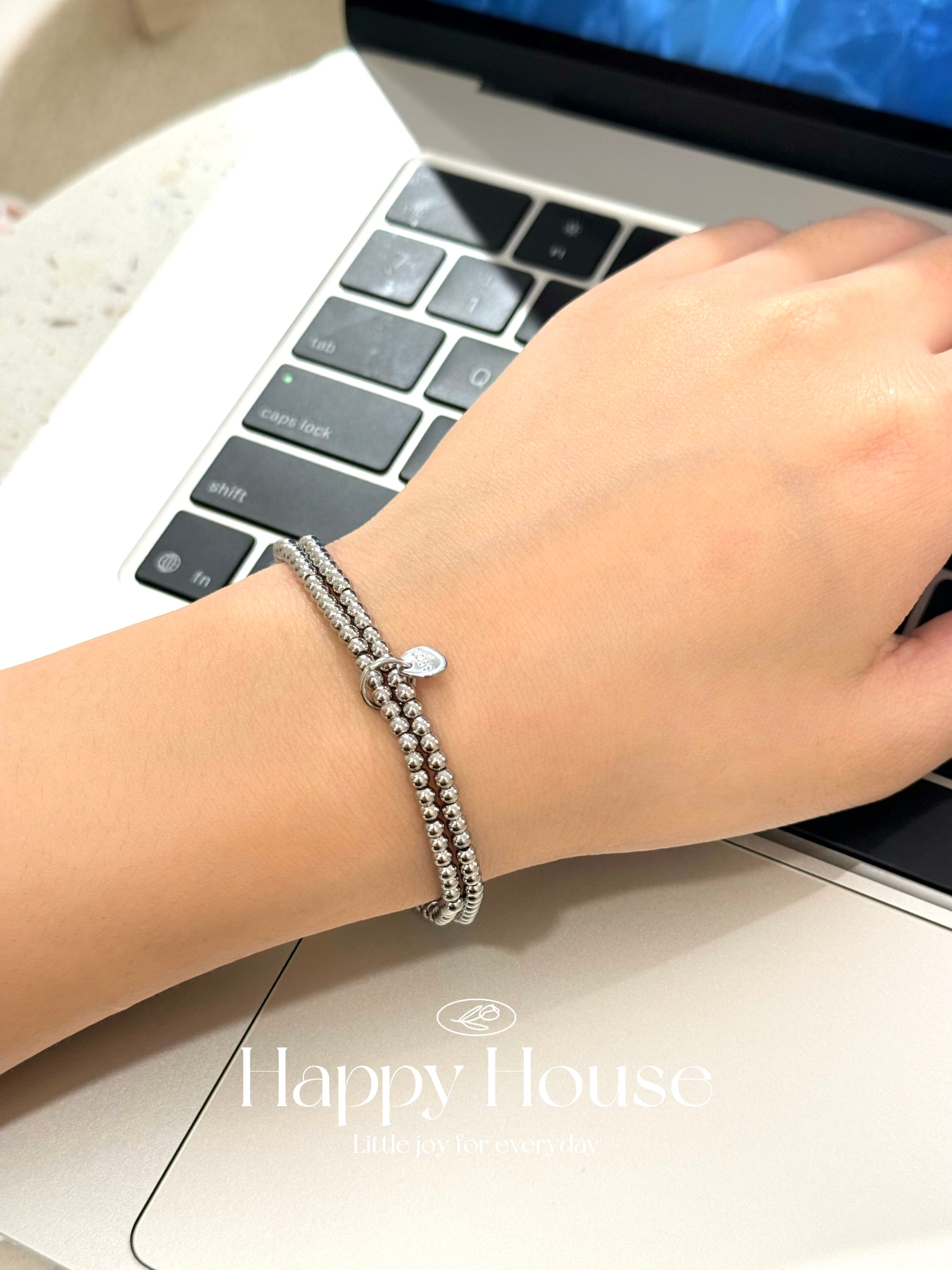 Stainless steel chain bracelet