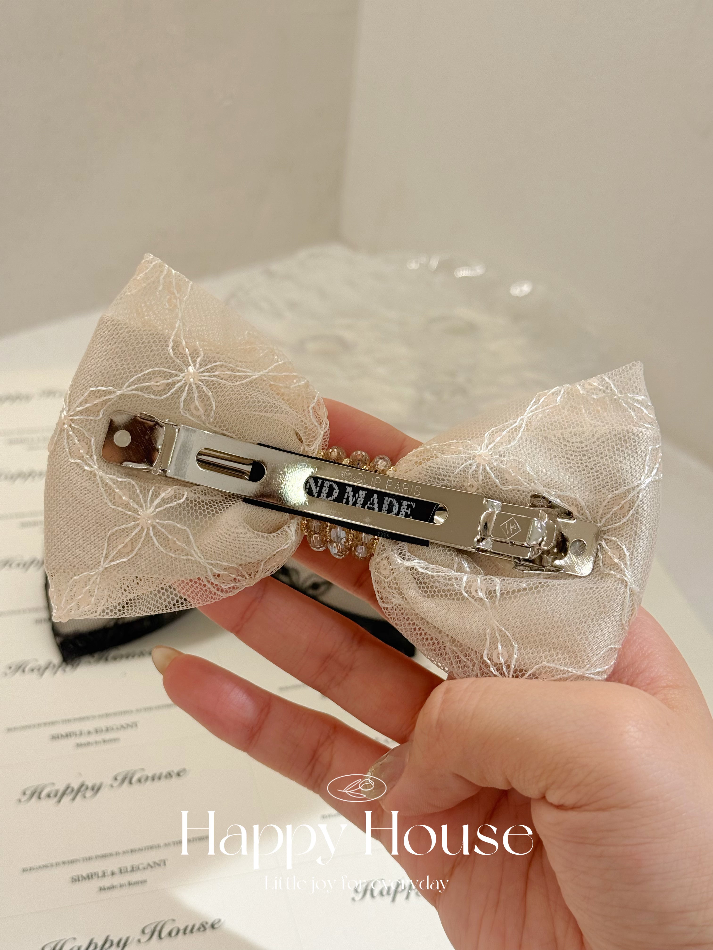 刺繡花紋彈弓夾